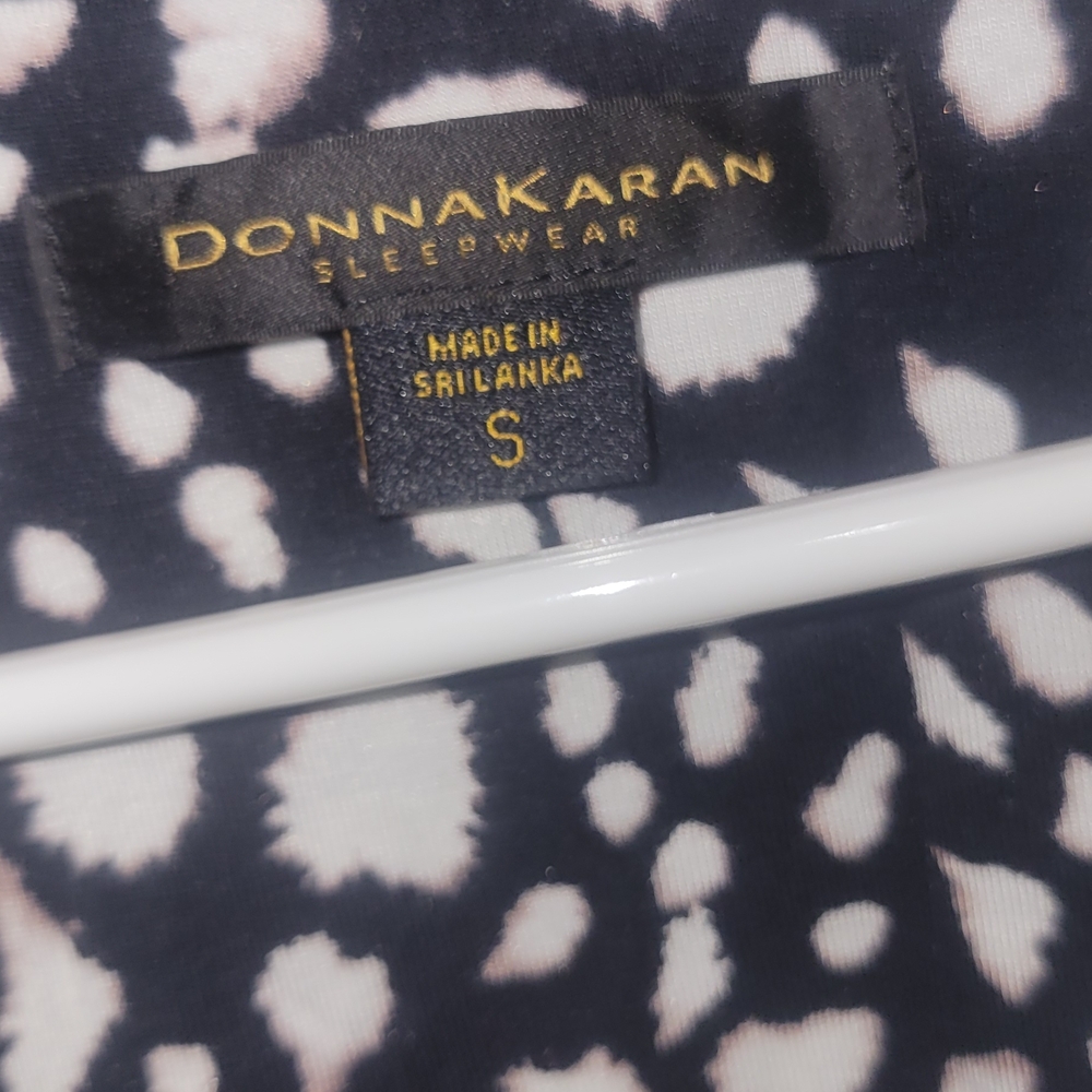 Donna Karan Black and White Sleepwear
